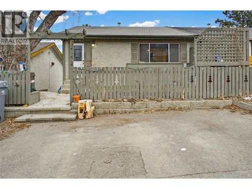 342 Monmouth Dr, Kamloops, BC, V2E1N7 | Card Image