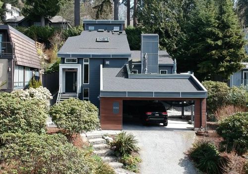 4062 Norwood Ave, North Vancouver, BC, V7N3R3 | Card Image