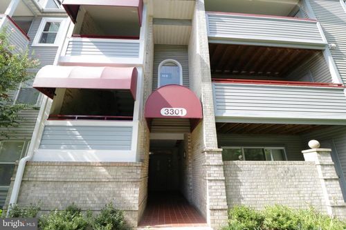 apt-22-3301 Sir Thomas Dr, SILVER SPRING, MD, 20904-4889 | Card Image