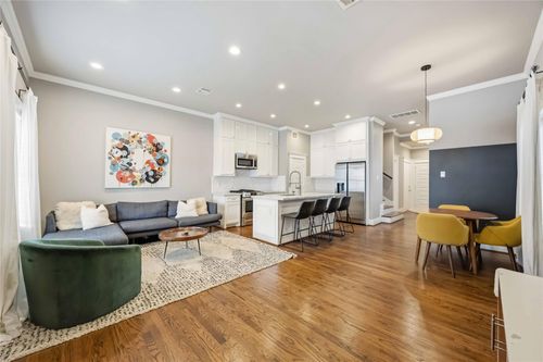 b-1006 Enid St, Houston, TX, 77009-3806 | Card Image