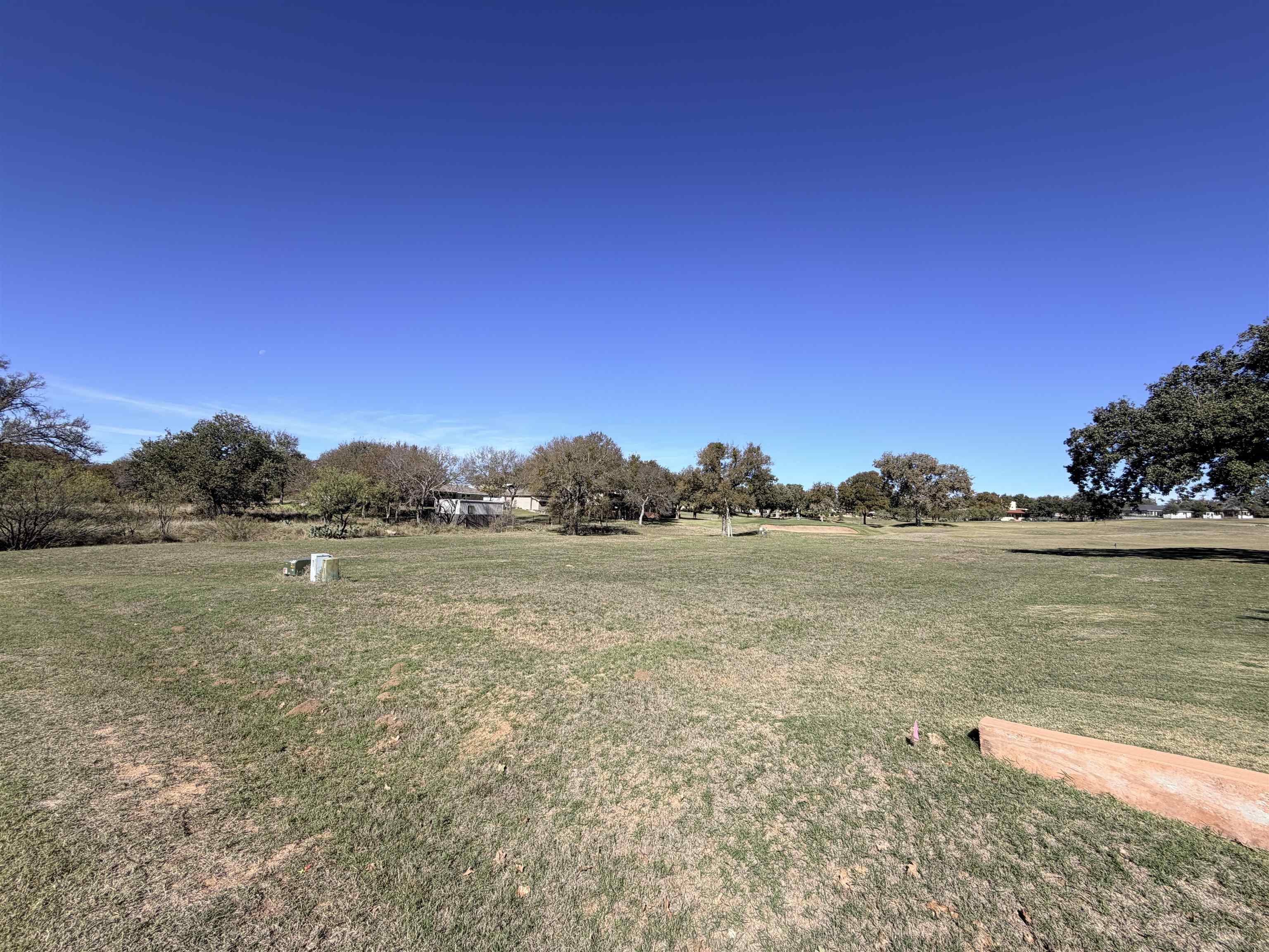 Land in Kingsland 5
