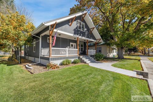 520 J St, Idaho Falls, ID, 83402-2828 | Card Image