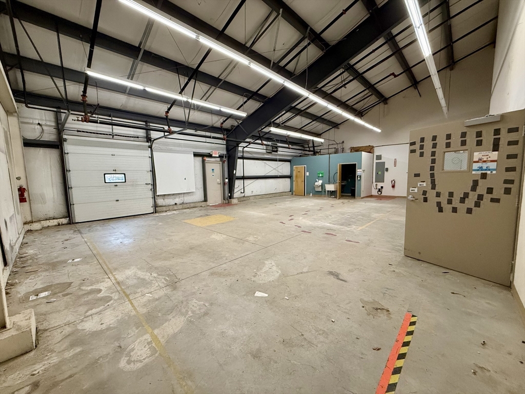 Commercial Lease in Salisbury 5