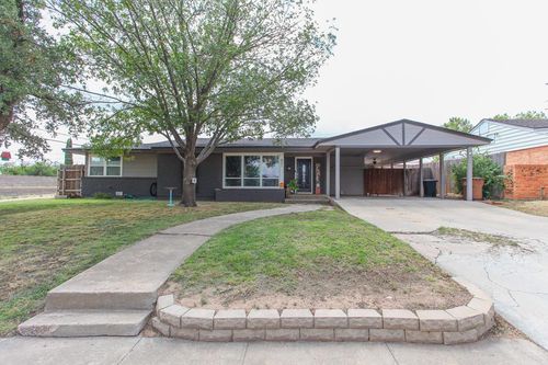 801 W 15th St, Big Spring, TX, 79720-4205 | Card Image