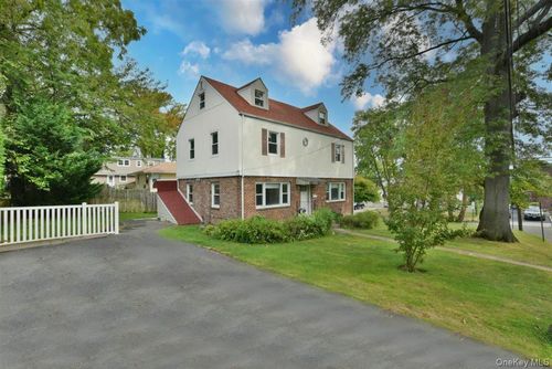 106 Grandview Ave, Spring Valley, NY, 10977-1324 | Card Image