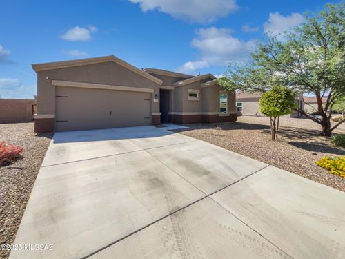 7501 W Teton Rd, Tucson, AZ, 85757-0044 | Card Image