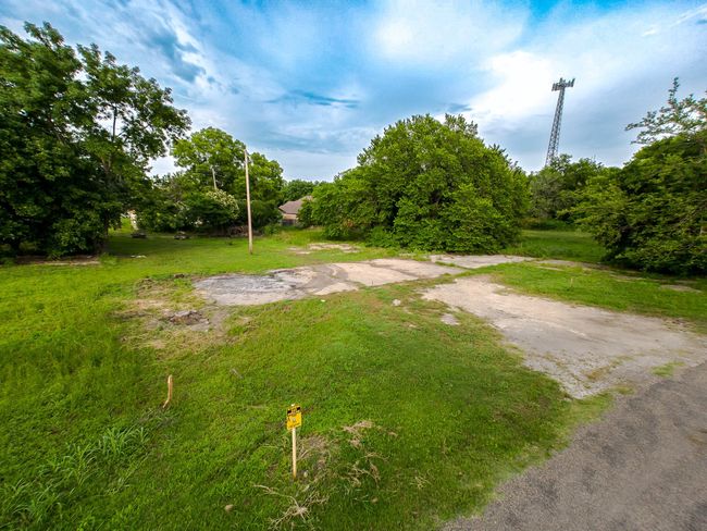0 S Mckinney St, Home with 0 bedrooms, 0 bathrooms and null parking in Ennis TX | Image 5