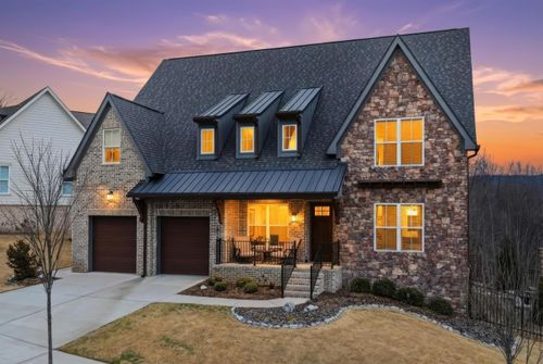 570 Sun Valley Rd, Chattanooga, TN, 37419-2439 | Card Image