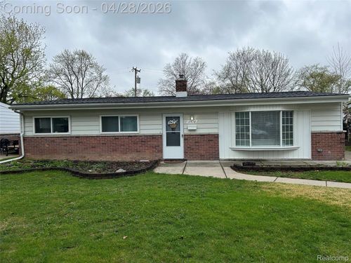 11478 Silver Dr, Sterling Heights, MI, 48314-2671 | Card Image