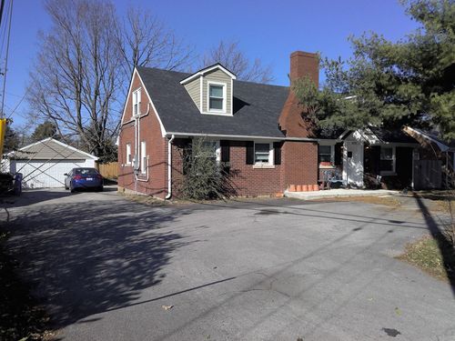 2nd-1775 Harrodsburg Rd, Lexington, KY, 40504-3616 | Card Image