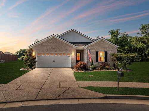 5004 Riverbank Dr, Hermitage, TN, 37076-1656 | Card Image