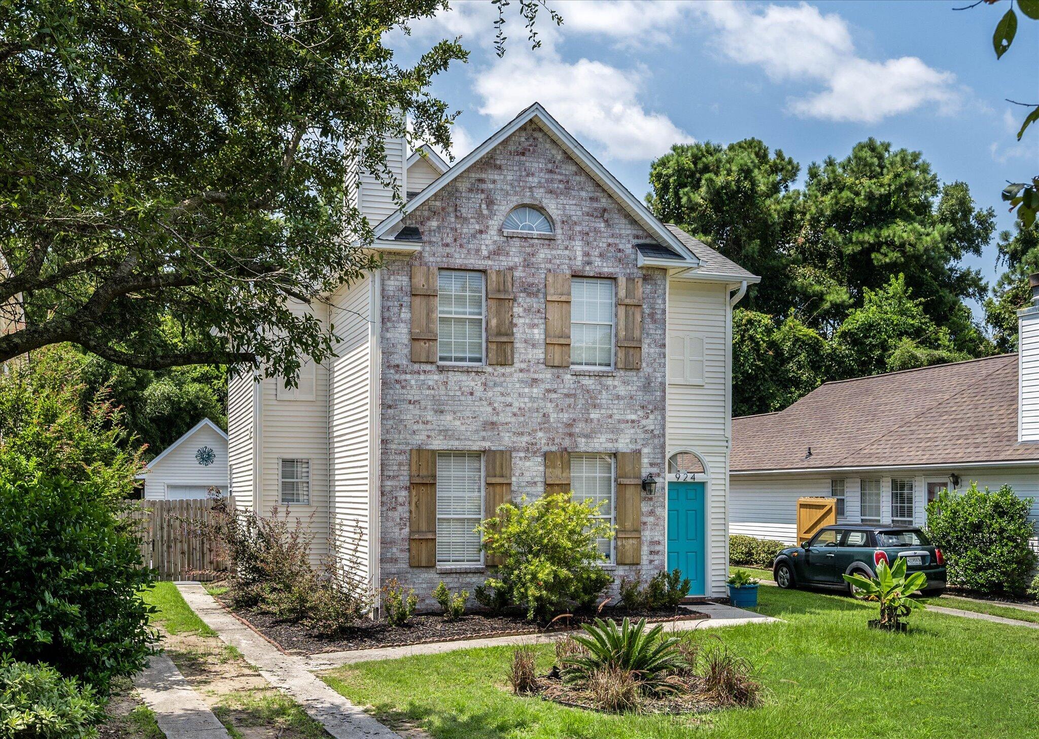 Provincial Cir, Mount Pleasant, SC 29464