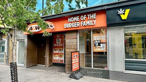 {{alt}} | Card Image