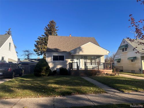 28526 Rush St, Garden City, MI, 48135-2179 | Card Image