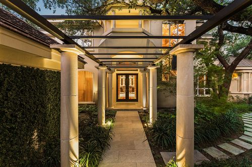 4005 Enclave Mesa Cir, Austin, TX, 78731-2157 | Card Image