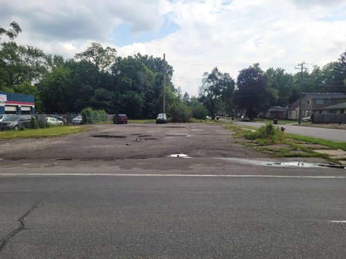 24451 W Mcnichols Rd, Detroit, MI, 48219-3652 | Card Image