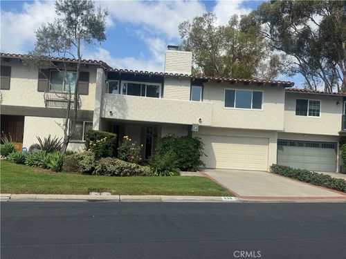 558 Vista Flora, Newport Beach, CA, 92660-4014 | Card Image