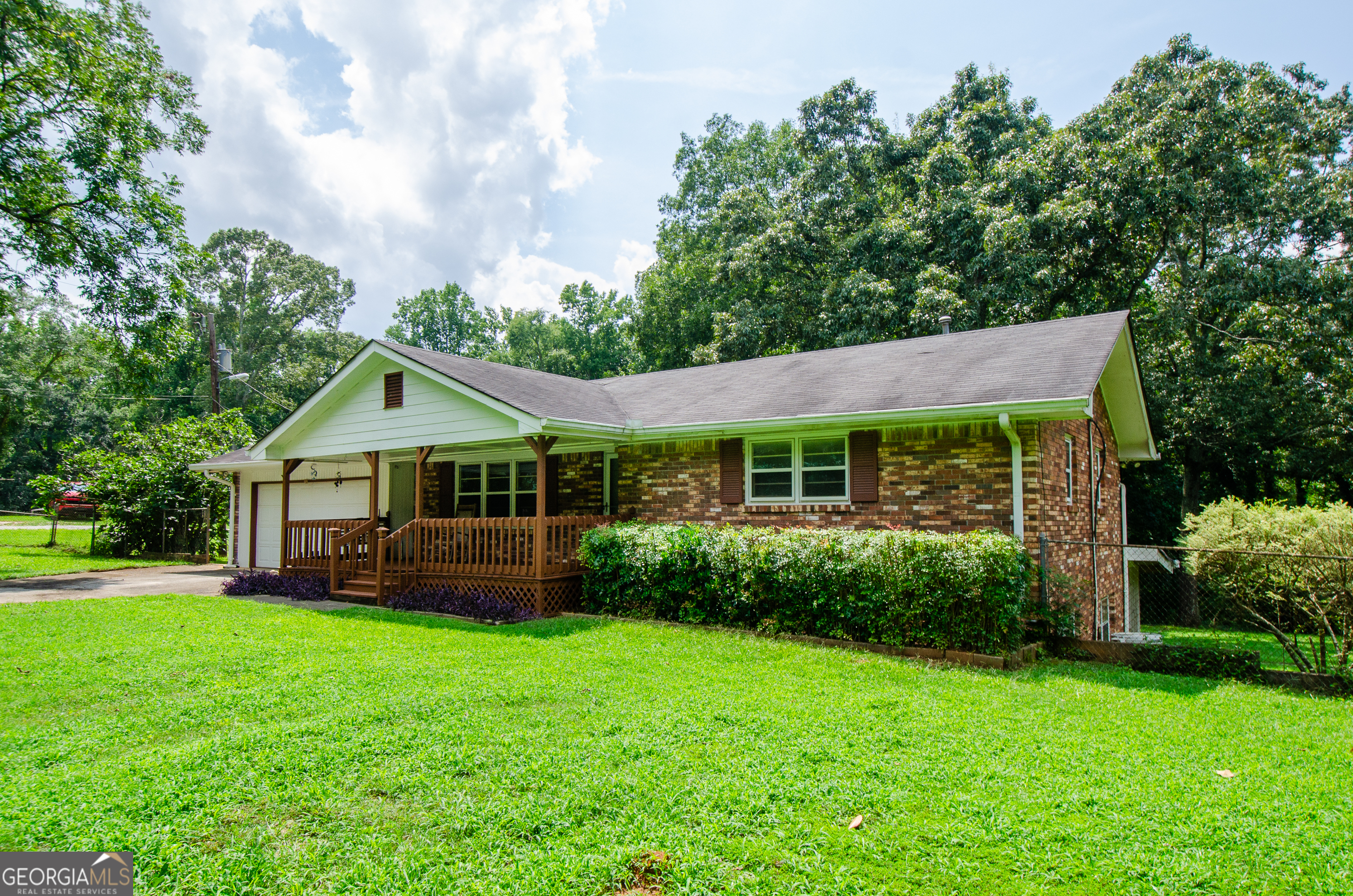 Martin Rd, Stone Mountain, GA 30088