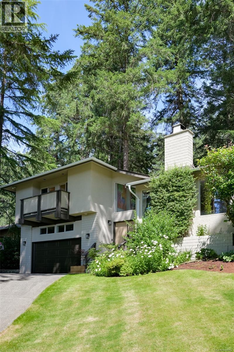 Residential in Saanich 4