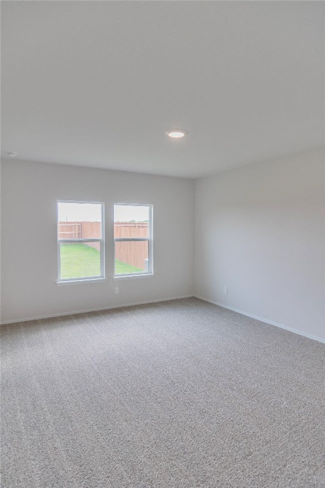 361 Sandringham Loop, House other with 4 bedrooms, 3 bathrooms and 2 parking in Uhland TX | Image 14