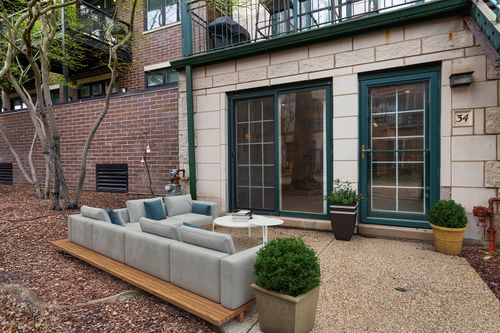 unit-34-1812 State St, Chicago, IL, 60616-1693 | Card Image