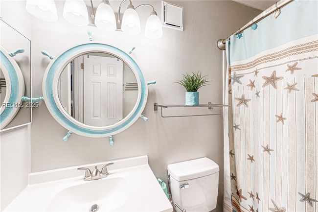 Remodeled bathrooms | Image 15