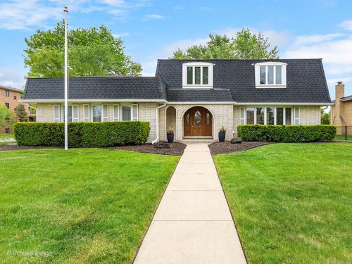 7514 Nantucket Dr, Darien, IL, 60561-4756 | Card Image