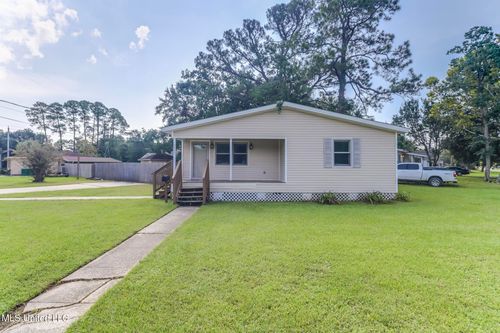 3908 Belmede Dr, Gulfport, MS, 39507-3157 | Card Image