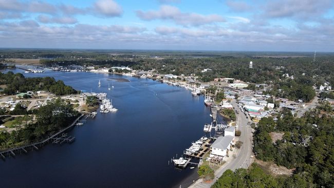 607 Marine St, Home with 0 bedrooms, 0 bathrooms and null parking in Carrabelle FL | Image 6