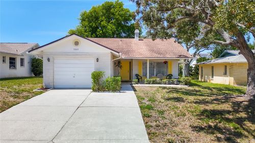 10819 Los Santos Dr, PORT RICHEY, FL, 34668-2729 | Card Image