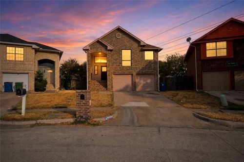 1335 Jasmine Dr, Lewisville, TX, 75077-2141 | Card Image