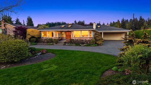 928 Mountain Ln, Edmonds, WA, 98020-2954 | Card Image