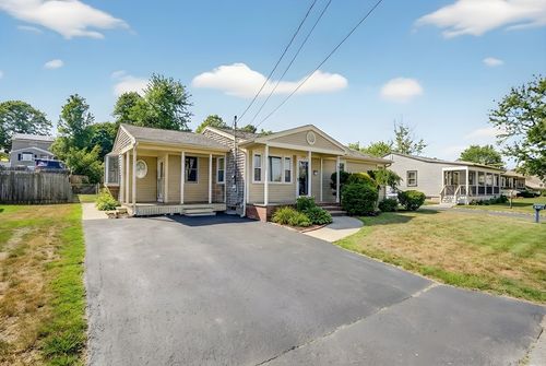 257 Lawrence St, New Bedford, MA, 02745-1417 | Card Image