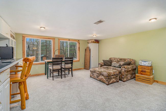 Craft/Game Room | Image 33