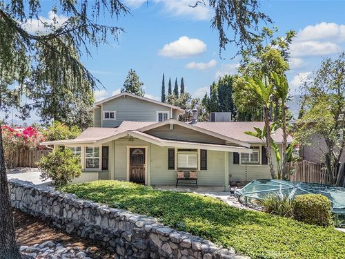 2832 Mayfield Ave, La Crescenta, CA, 91214-3615 | Card Image