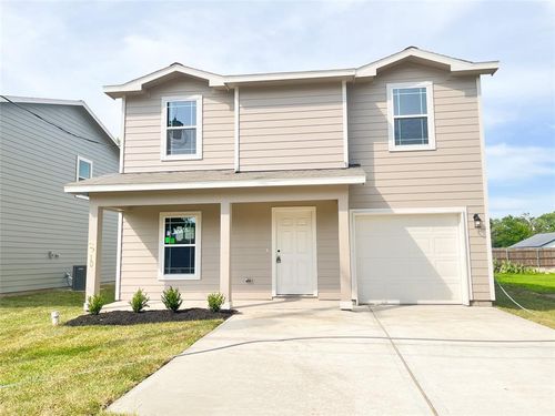 310 N Orange St, Sweeny, TX, 77480-2534 | Card Image