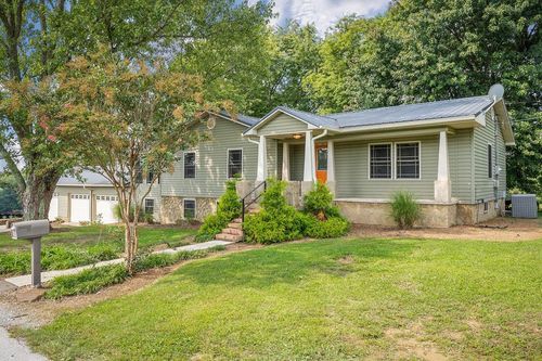 571 Larry Davis St, Spencer, TN, 38585-3479 | Card Image