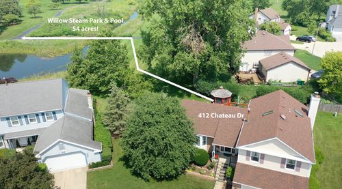 412 Chateau Dr, Buffalo Grove, IL, 60089-6708 | Card Image