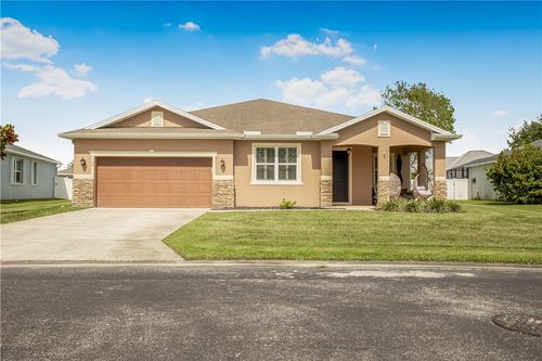 109 Salazar Ln, Sebastian, FL, 32958-7011 | Card Image