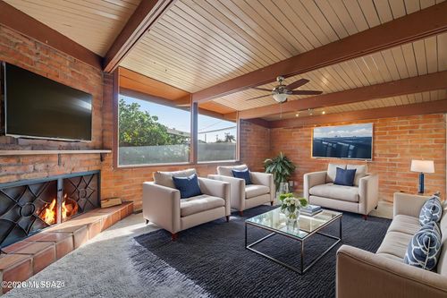 6142 E 20th St, Tucson, AZ, 85711-5218 | Card Image