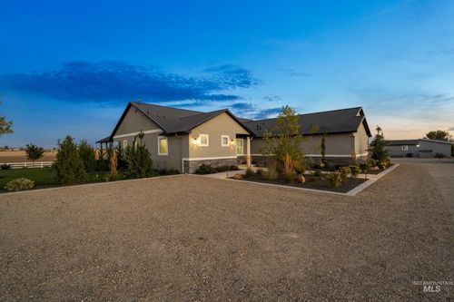 22235 Dip Ln, Parma, ID, 83660-6735 | Card Image