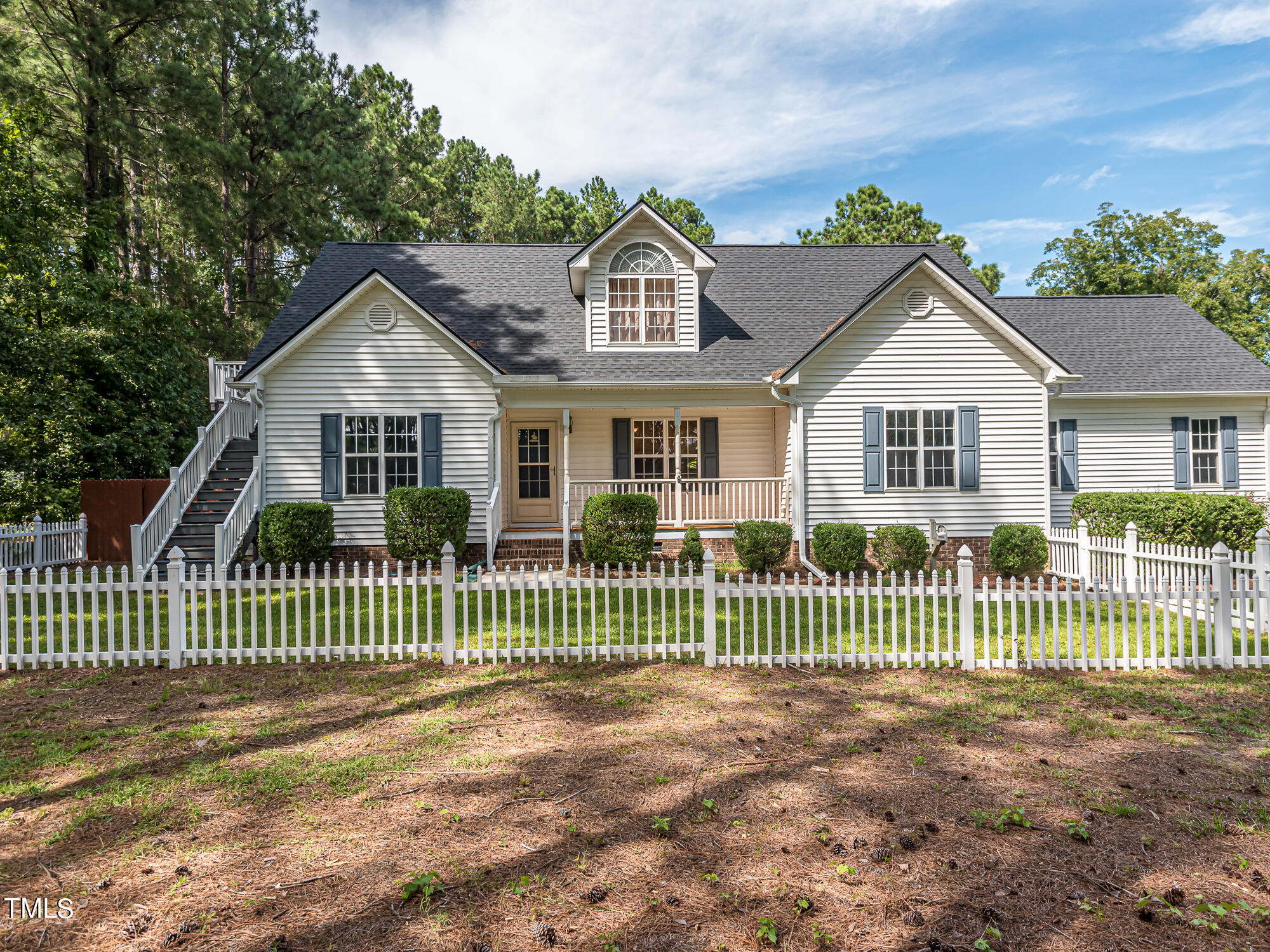 Troy Dr, Clayton, NC 27520