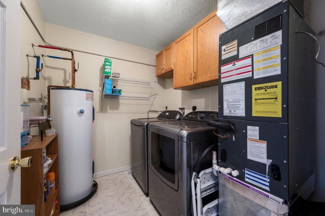 65 Hailey Ln, Home with 2 bedrooms, 2 bathrooms and null parking in STRASBURG VA | Image 12
