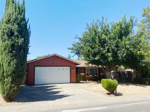 3267 Sanbury Cir, Rancho Cordova, CA, 95670-5720 | Card Image