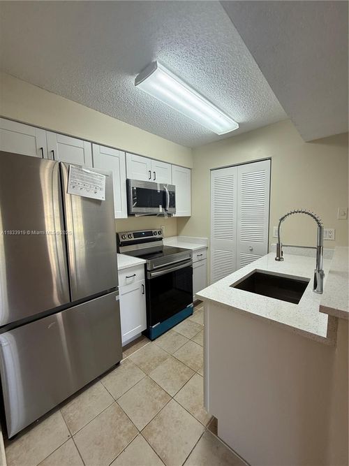 apt-2007-1261 Sw 46th Ave, Pompano Beach, FL, 33069-0957 | Card Image