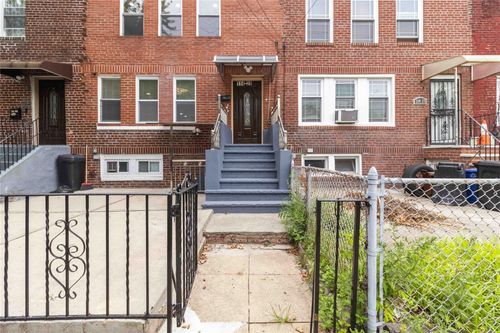 114 145th St, Jamaica, NY, 11436-1139 | Card Image