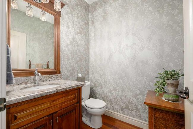 10 Spring Valley Pl Sw, House other with 5 bedrooms, 5 bathrooms and 6 parking in Calgary AB | Image 23