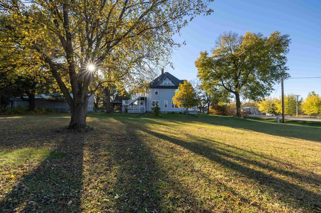 E7695B Highway 23/33, House other with 5 bedrooms, 2 bathrooms and null parking in EXCELSIOR WI | Image 28