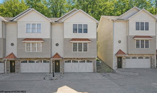 124 Claremont Ct, Morgantown, WV, 26501-6284 | Card Image