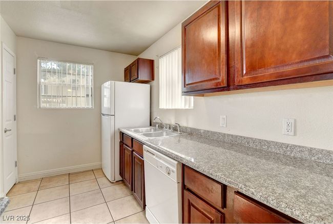 102 - 2801 N Rainbow Blvd, Condo with 2 bedrooms, 2 bathrooms and null parking in Las Vegas NV | Image 15